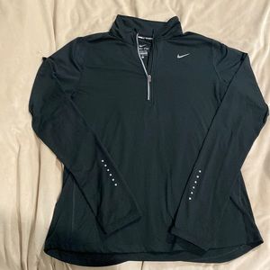 Nike Pullover